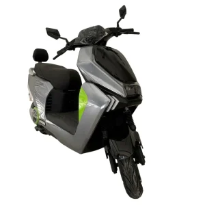 Scooter elétrica AG10 cinza, vista em três quartos